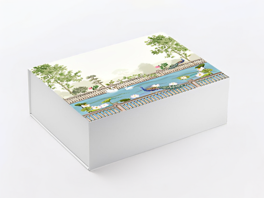 Elegant premium gift box designed for versatile gifting, ideal for housewarming, corporate events, clients, teachers, wife, and friends, featuring a sophisticated and thoughtful presentation.